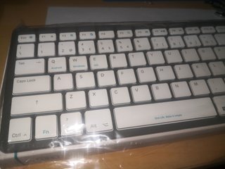 New 1Life Bluetooth Keyboard – Portuguese Layout