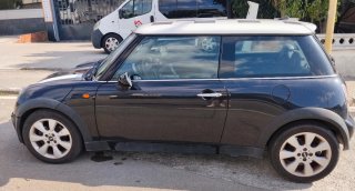 MINI Cooper 2005