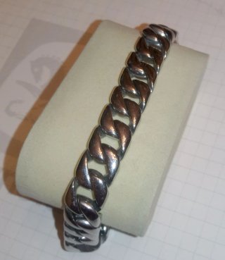 Pulsera Ancha de Eslabones Plateada