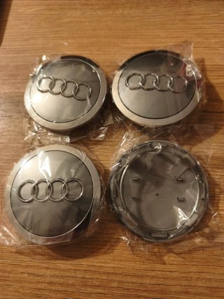 Set de 4 Tapas Centrales Audi 68/69 mm