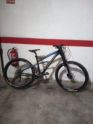 Bicicleta de Montaña Doble Suspensión