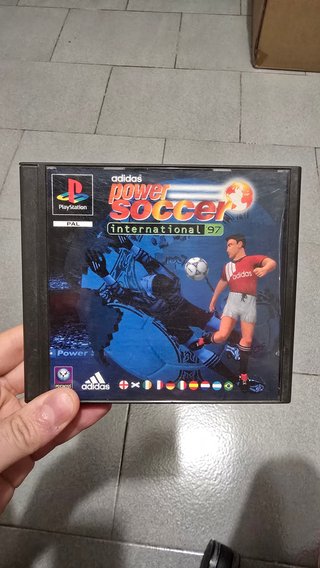 Adidas Power Soccer International 97 (PS1)
