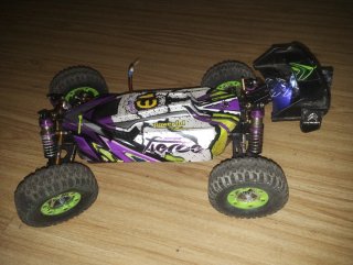 Coche RC Dynamite 380