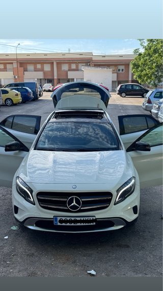 Mercedes-Benz GLA 2015