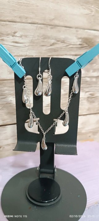 Conjunto de Pendientes y Pulsera de Plata