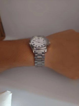 Casio MTP-1259P reloj clásico blanco acero 38mm