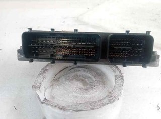 Toyota 8966142d30 centralita motor uce rav4 526983