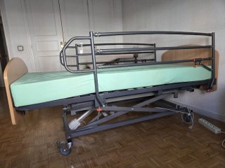 Cama ortopédica elevable multifunción