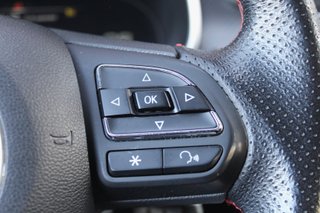 MG ZS 1.5 Luxury (2022)