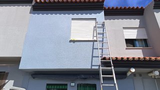 se hacen trabajos de pintura