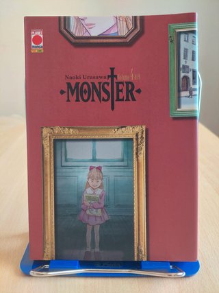 Volume 4 Monster Deluxe in prima edizione italiana