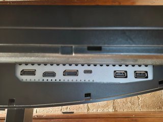 Monitor Samsung 27'' S27H850QFU USB-C Hub