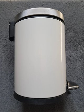 Pattumiera a pedale in acciaio inox
