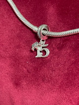 Charm 15 Aniversario