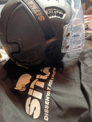 Casco Hockey Stika con pantalla T.M