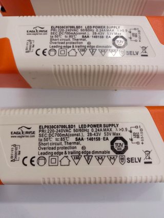 Fuente de alimentación LED ELP030C0700LSD1