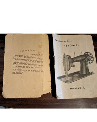 Máquina de coser antigua Sigma Modelo A (Años 40)