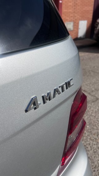 Mercedes-Benz ML 320 Etiqueta B