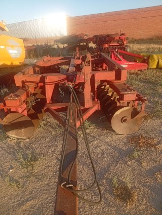 Grada de discos agrícola