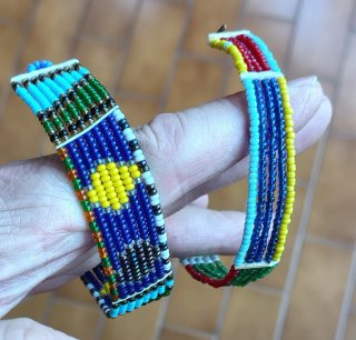 Bracciali a marnica con perline