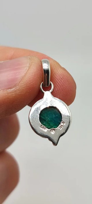 Colgante de Plata y Esmeralda.