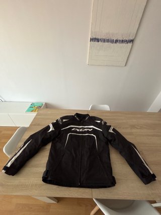Chaqueta de Moto Ixon Negra