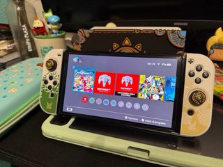 Nintendo Switch OLED.