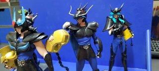 Caballeros negros de bronce Saint Seiya