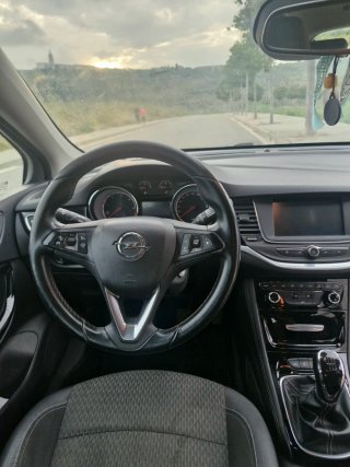 Opel Astra 2016