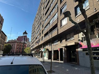 Garaje en venta en Centro en Valladolid