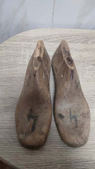 Hormas de madera para zapatos