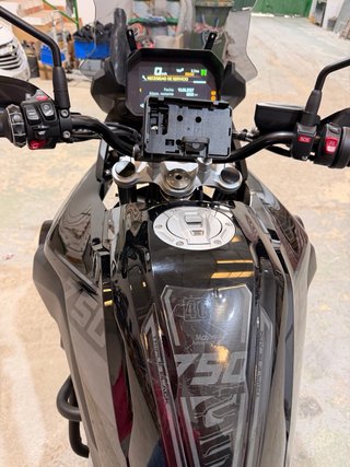 BMW F750 GS Negra