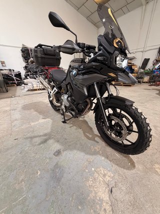 BMW F750 GS Negra