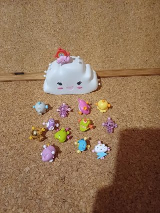 Caixa Wizies com figuras