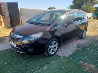 Opel Zafira Tourer 2015