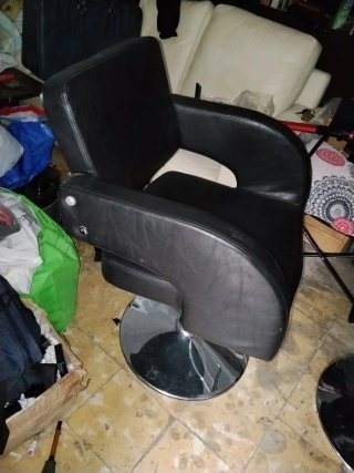 2 Sillones de Peluquería Negros