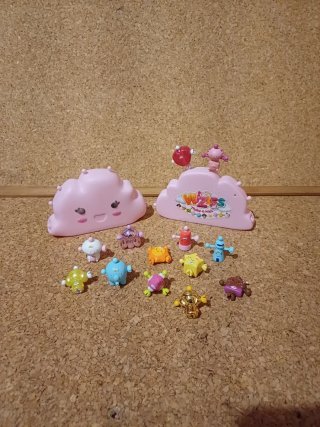 Caixa com figuras Wizies