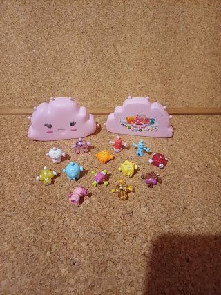 Caixa com figuras Wizies