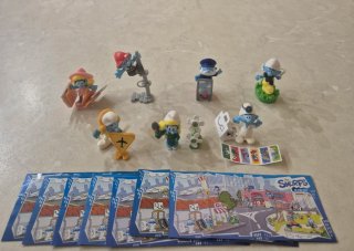 Kinder serie non completa Puffi in città 2018