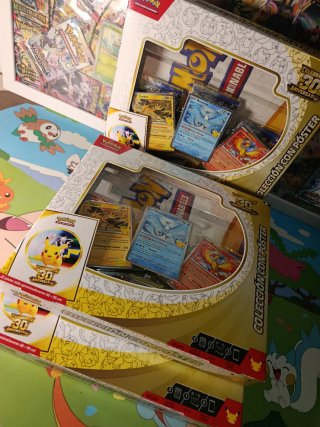 Caja colección poster 30 aniversario