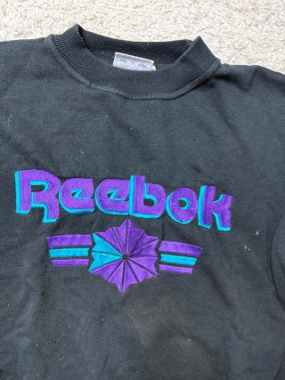 Talla L Sudadera Reebok Vintage Negra