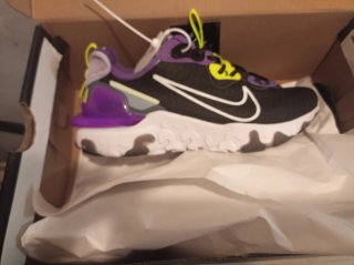 Zapatillas Nike Negras y Moradas
