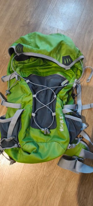Mochila Trangoworld 35L Verde y Gris
