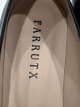 Zapatos de Piel Farrutx Negros y Crema
