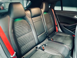 Mercedes-Benz Clase CLA 45 AMG 381CV 2016