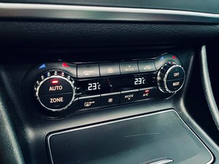 Mercedes-Benz Clase CLA 45 AMG 381CV 2016