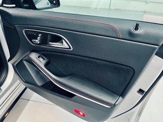 Mercedes-Benz Clase CLA 45 AMG 381CV 2016