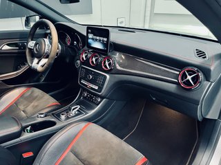 Mercedes-Benz Clase CLA 45 AMG 381CV 2016