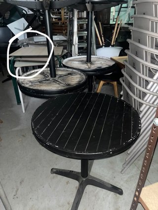 Mesas de aluminio de terraza 20€/ud