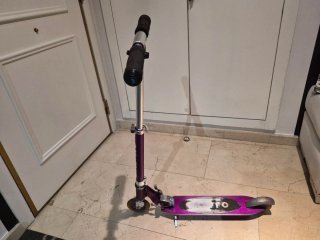2 x Patinetes Micro. Rosa y morado